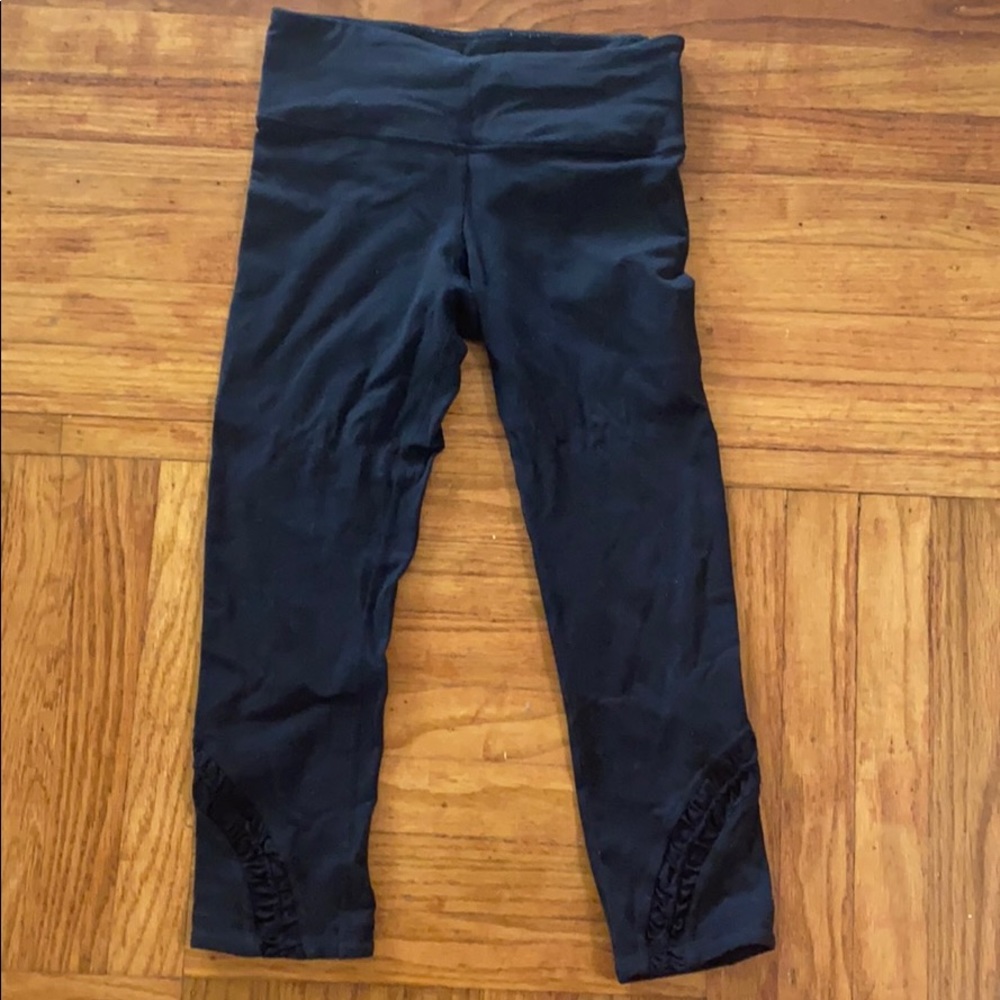 Lululemon capris leggings